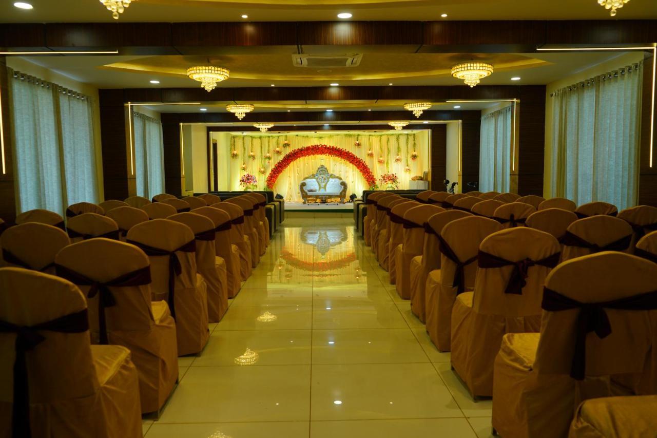 Hotel Maruthi Inn Nirmal  Εξωτερικό φωτογραφία