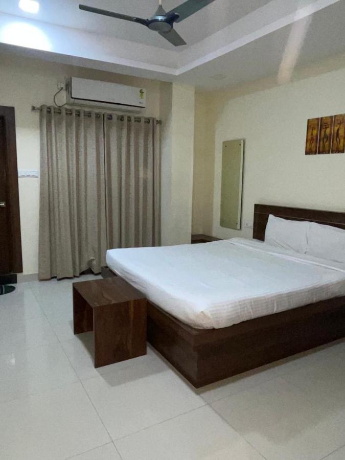 Hotel Maruthi Inn Nirmal  Εξωτερικό φωτογραφία